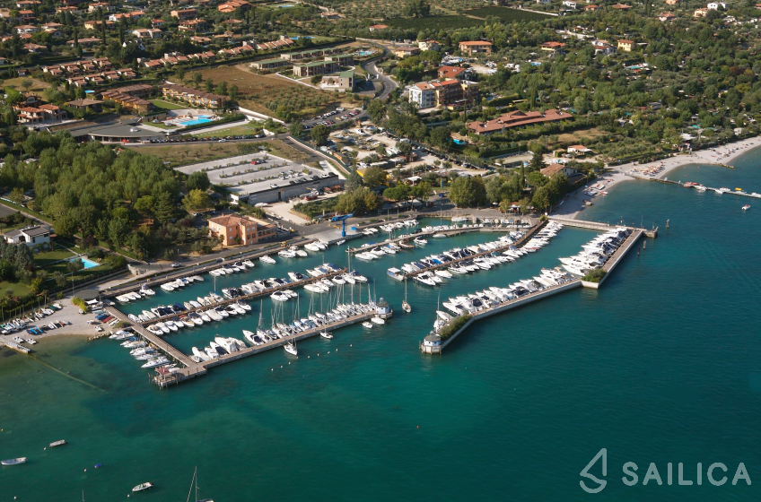 Lema Gen 2 - Yacht Charter Sailica