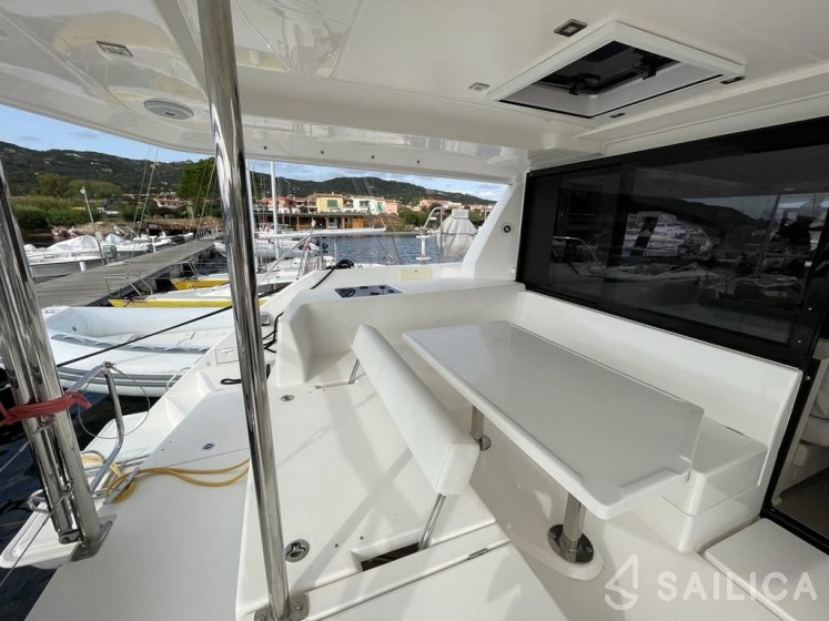 Leopard 40 - Yacht Charter Sailica