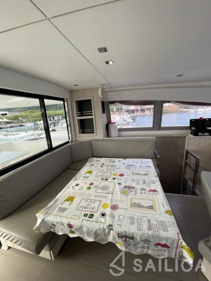 Leopard 40 - Yacht Charter Sailica