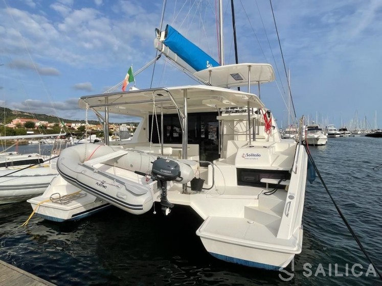 Leopard 40 - Yacht Charter Sailica
