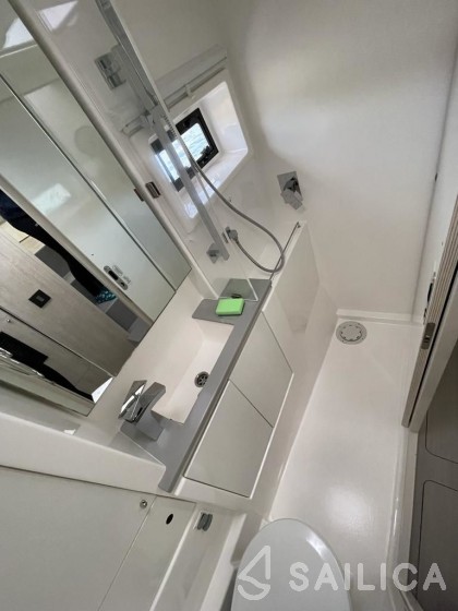 Leopard 40 - Yacht Charter Sailica