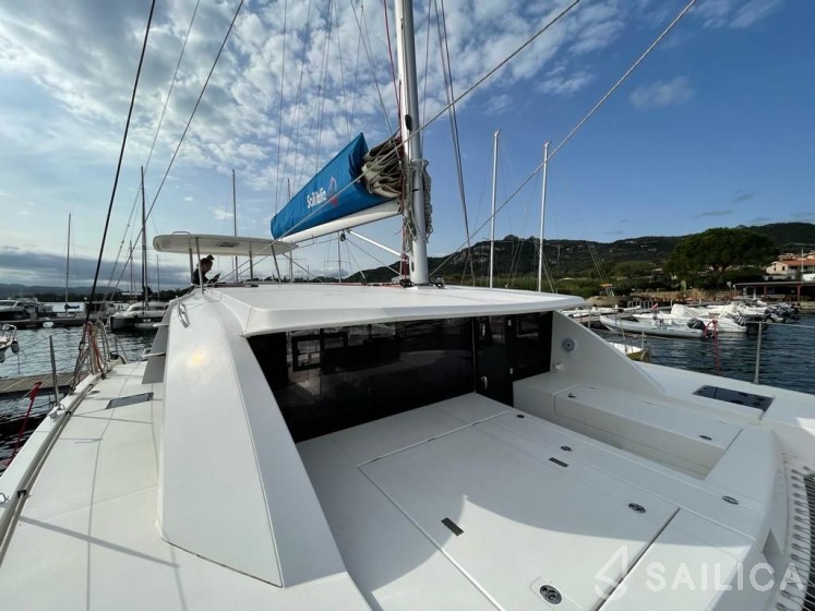 Leopard 40 - Yacht Charter Sailica