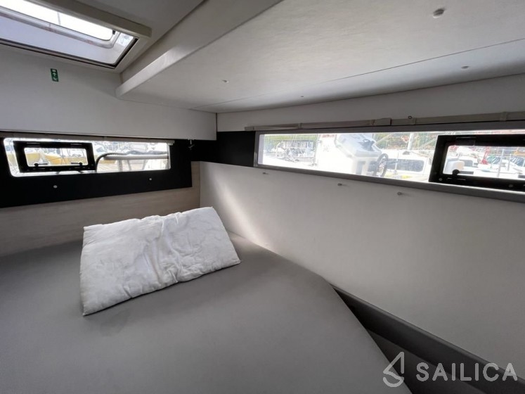 Leopard 40 - Yacht Charter Sailica