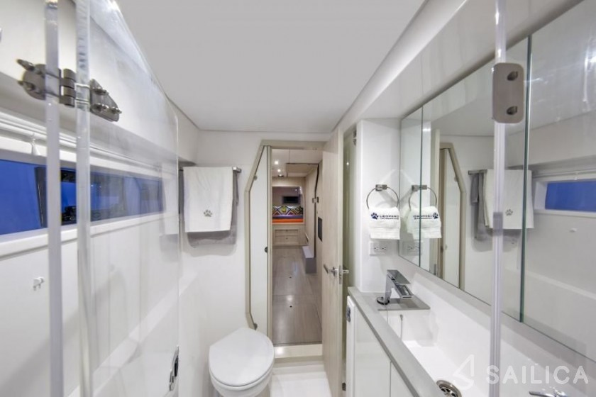 Leopard 40 - Yacht Charter Sailica
