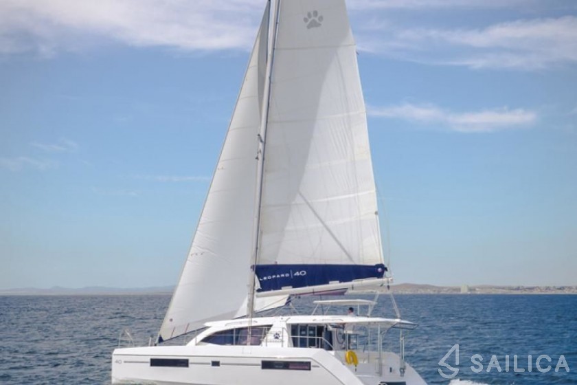 Leopard 40 - Yacht Charter Sailica