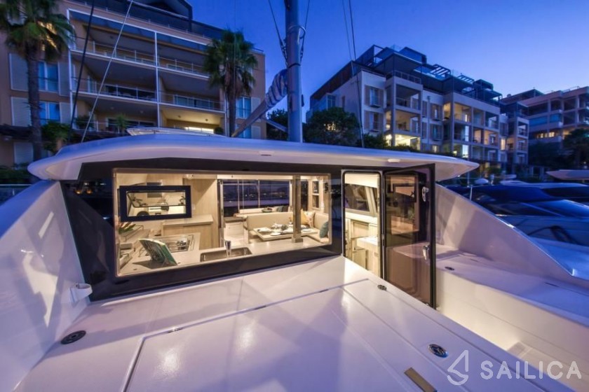 Leopard 40 - Yacht Charter Sailica