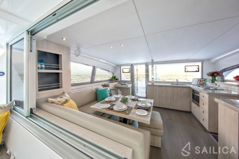 Leopard 40 - Yacht Charter Sailica