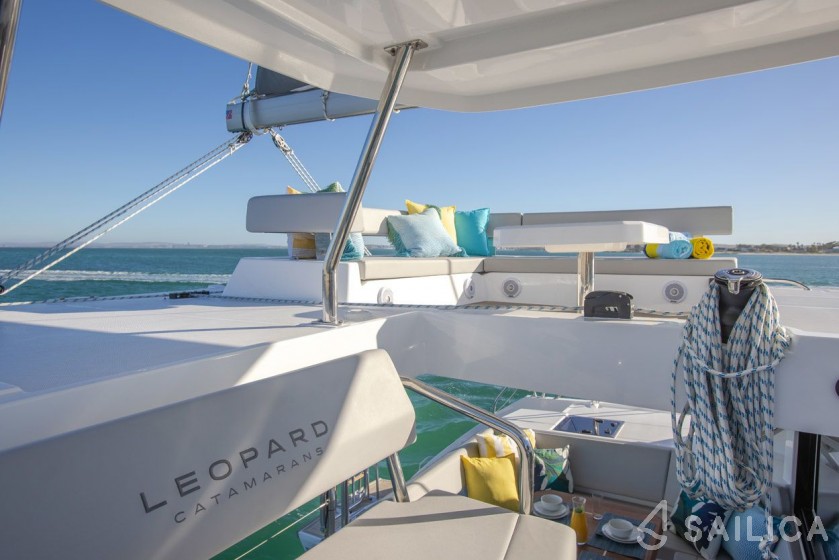 Leopard 42 - Yacht Charter Sailica