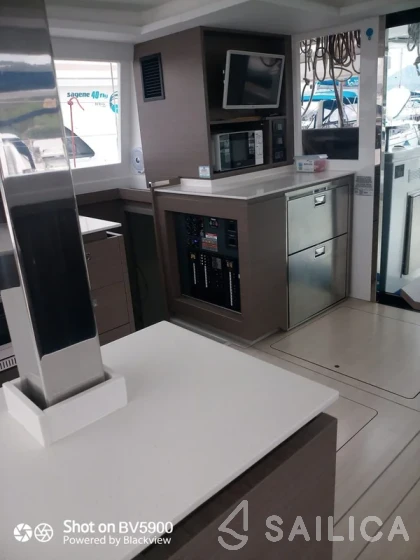Leopard 42 - Yacht Charter Sailica