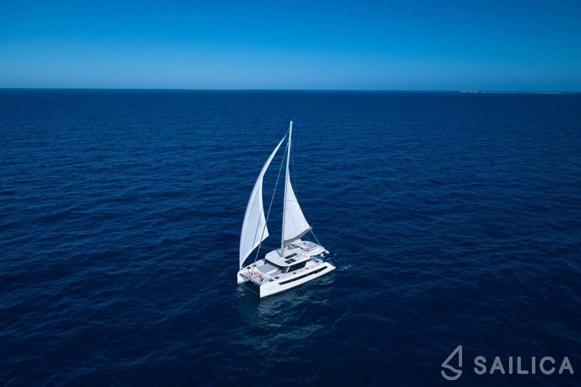 Leopard 42 - Yacht Charter Sailica