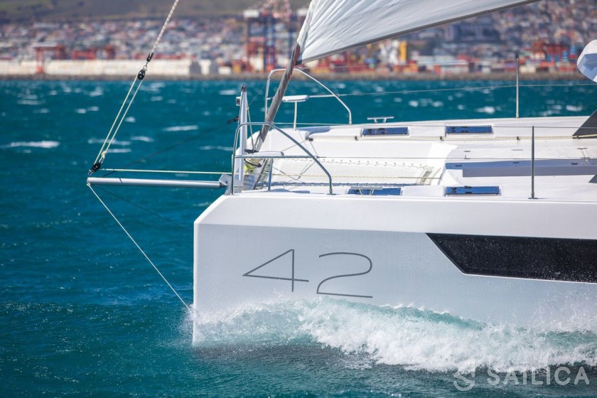 Leopard 42 - Yacht Charter Sailica