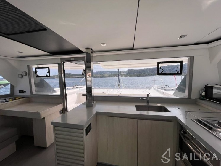 Leopard 45 - Yacht Charter Sailica
