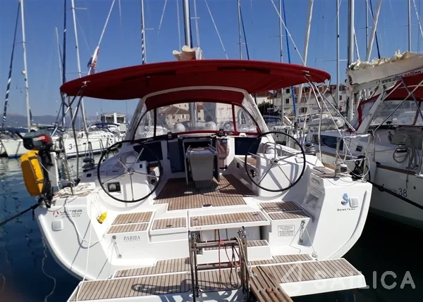 Oceanis 45 - Yacht Charter Sailica