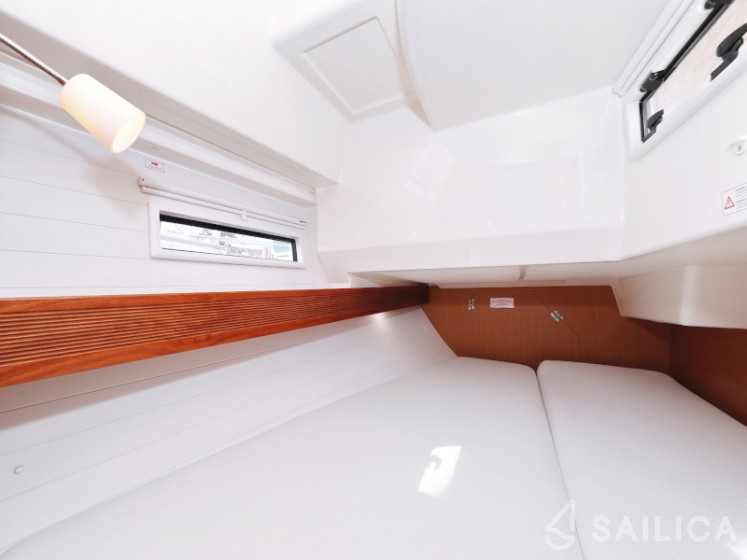 Bavaria 36 Cruiser - Yacht Charter Sailica