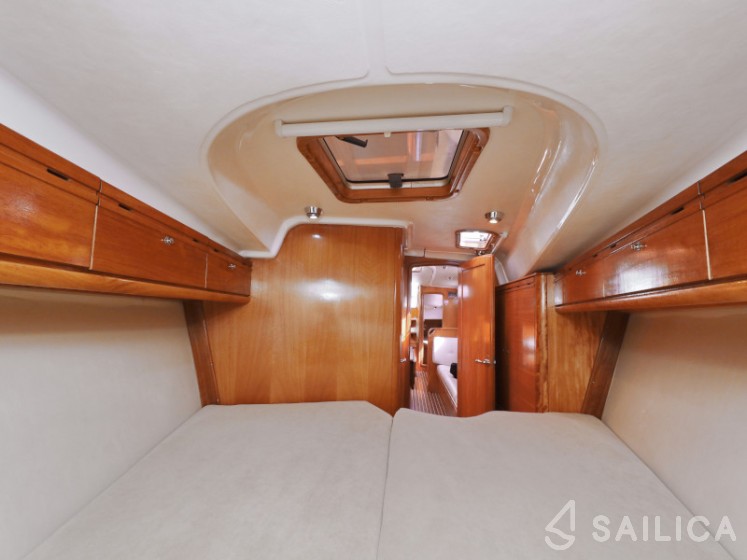 Bavaria 37 Cruiser - Yacht Charter Sailica