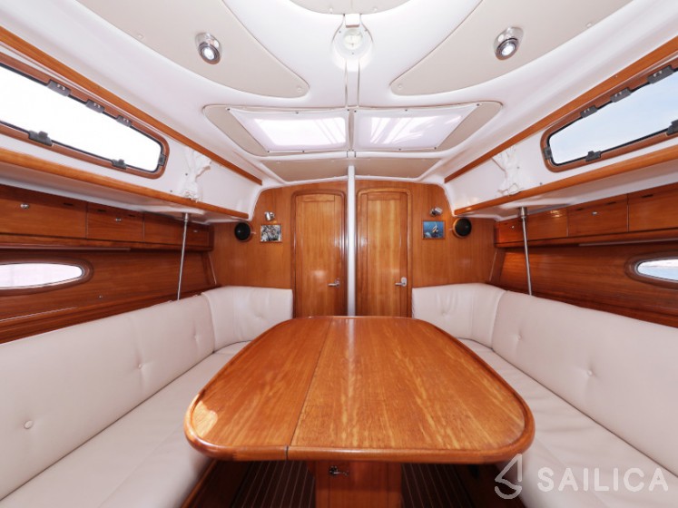 Bavaria 37 Cruiser - Yacht Charter Sailica