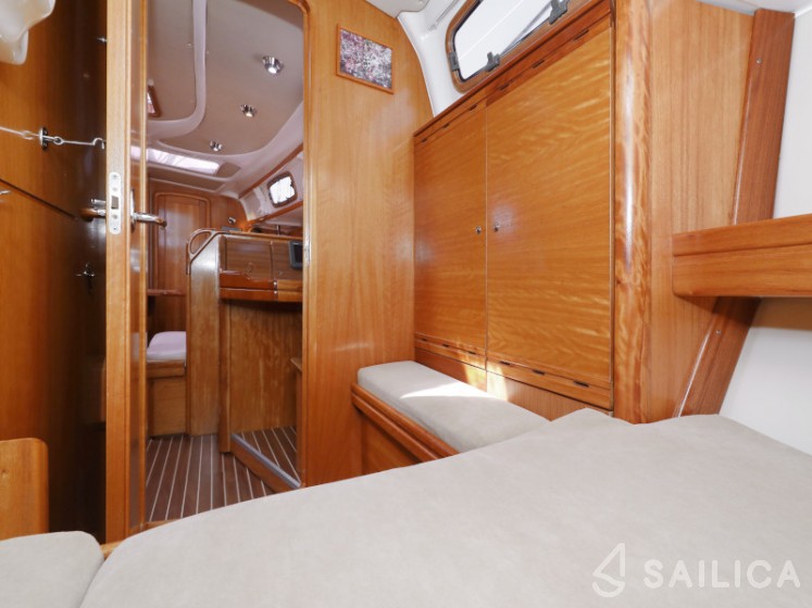Bavaria 37 Cruiser - Yacht Charter Sailica