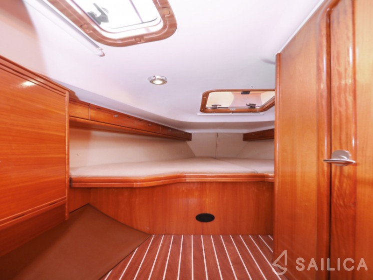 Bavaria 37 Cruiser - Yacht Charter Sailica