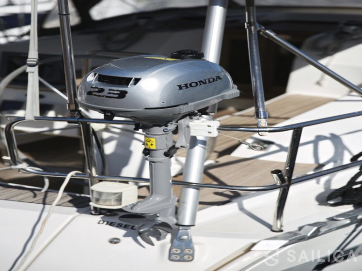 Bavaria 40 Cruiser - Yacht Charter Sailica