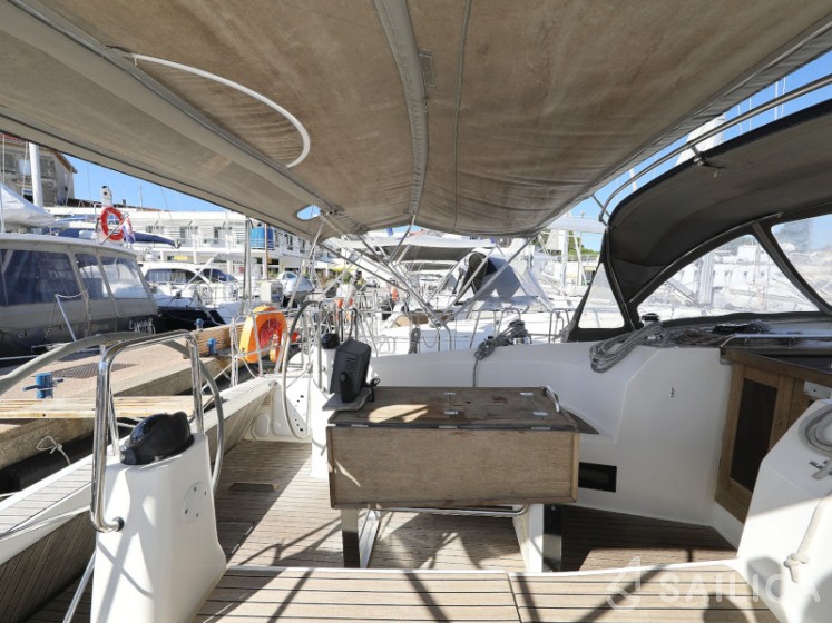 Bavaria 40 Cruiser - Yacht Charter Sailica