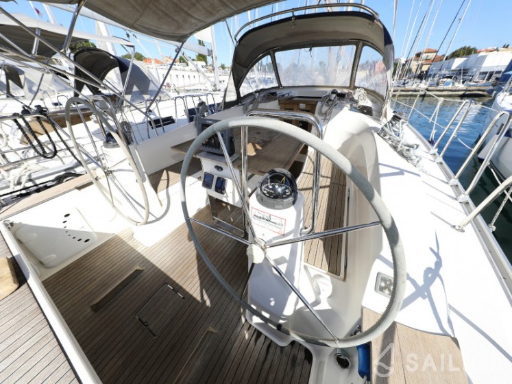 Bavaria 40 Cruiser - Yacht Charter Sailica