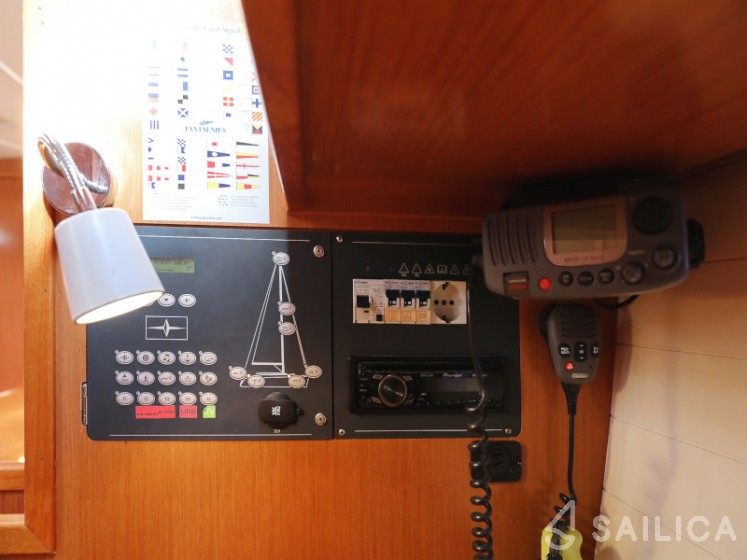 Bavaria 40 Cruiser - Yacht Charter Sailica