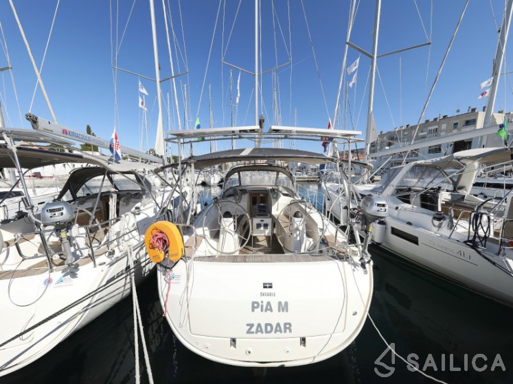 Bavaria 40 Cruiser - Yacht Charter Sailica