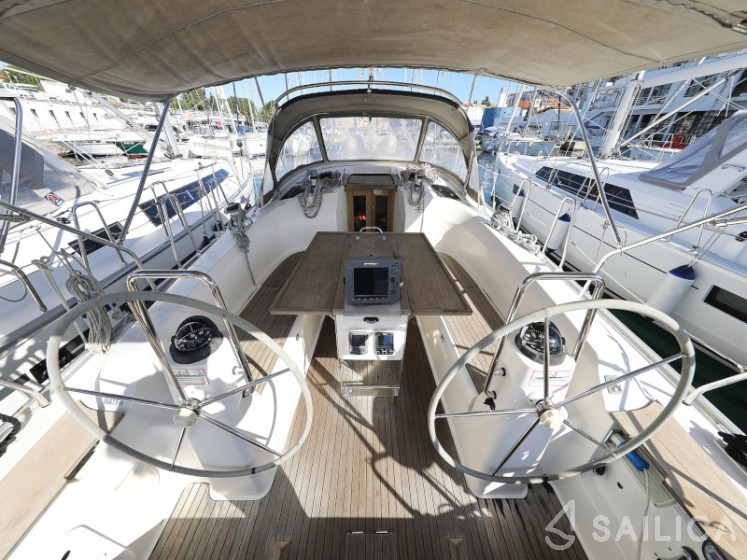 Bavaria 40 Cruiser - Yacht Charter Sailica