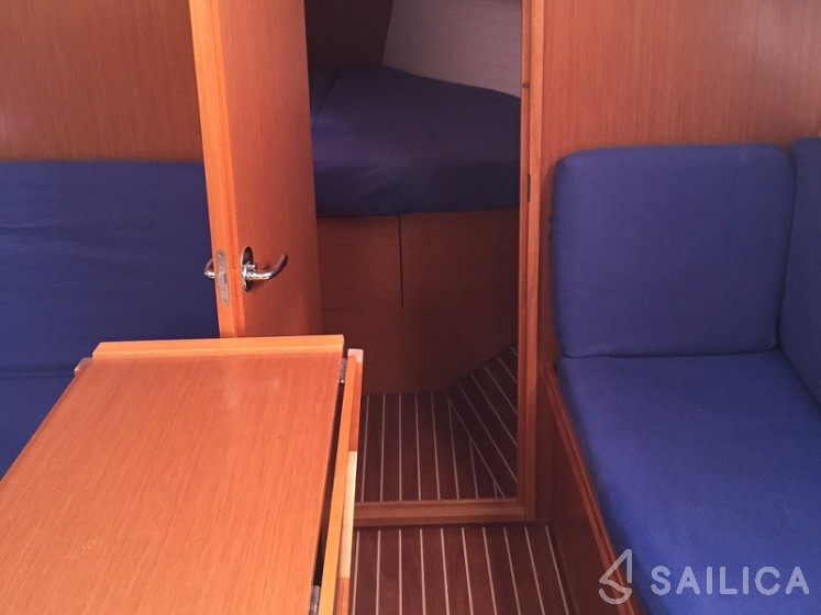 Bavaria 35 Cruiser - Yacht Charter Sailica