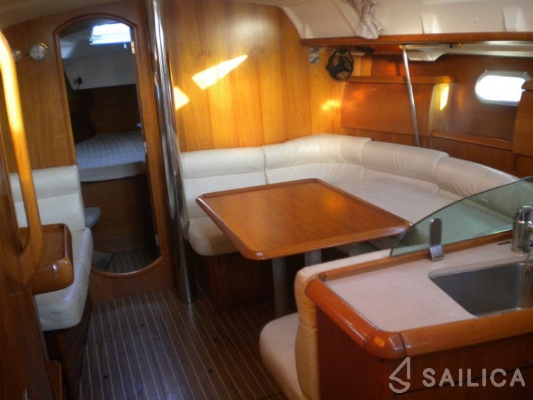Sun Odyssey 40 - Yacht Charter Sailica