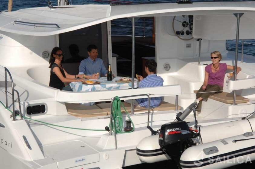 Lipari 41 - Yacht Charter Sailica
