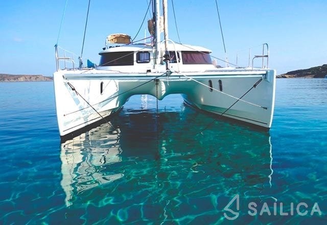 Lipari 41 - Yacht Charter Sailica