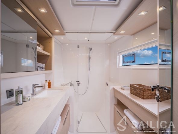 Lagoon 46  - Yacht Charter Sailica
