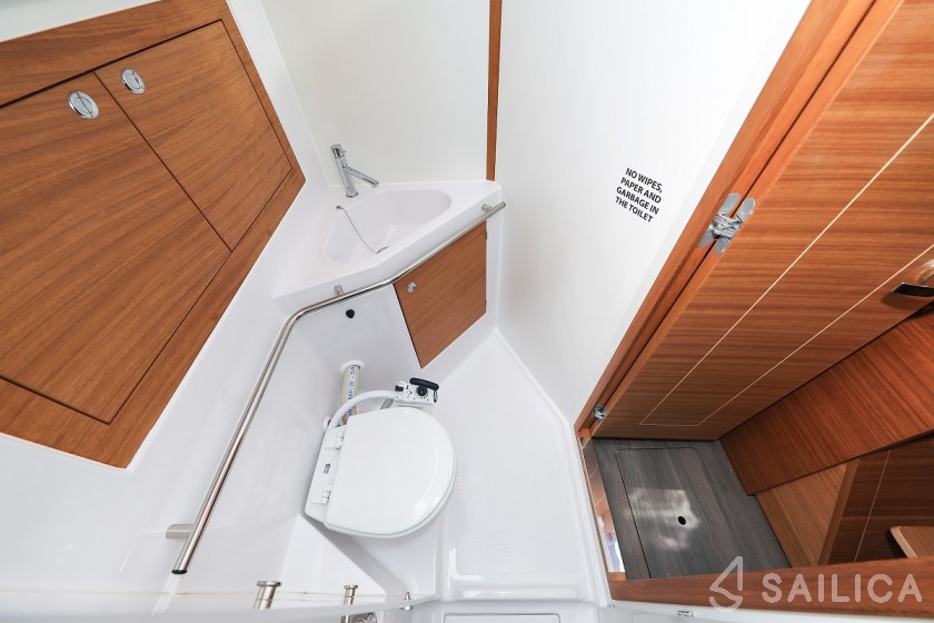 Elan Impression 45.1 - Yacht Charter Sailica