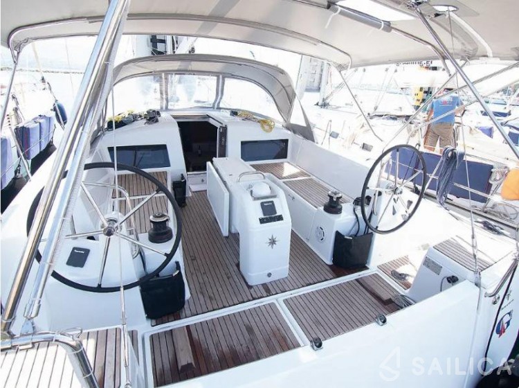 Sun Odyssey 440 - Yacht Charter Sailica