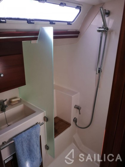 Hanse 400e - Yacht Charter Sailica
