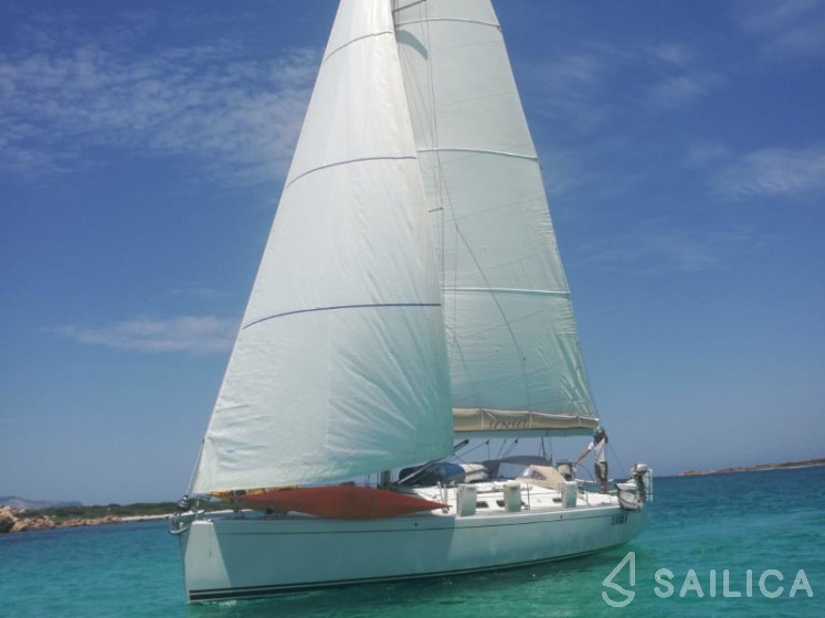 Hanse 400e - Yacht Charter Sailica