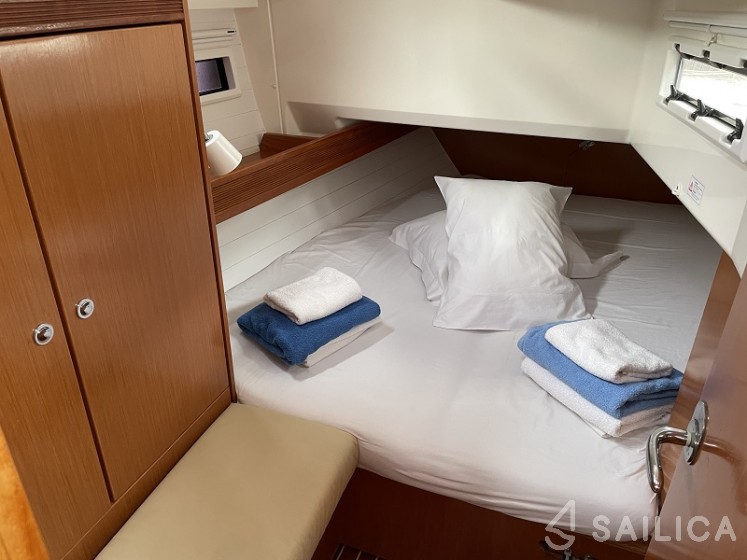 Bavaria 40 Cruiser - Yacht Charter Sailica