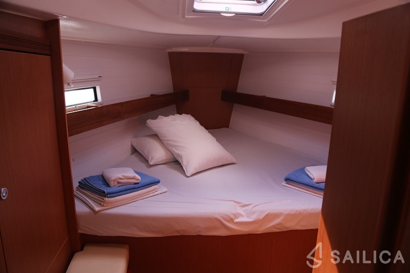 Bavaria 40 Cruiser - Yacht Charter Sailica