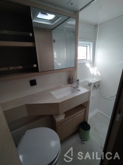 Lagoon 46  - Yacht Charter Sailica
