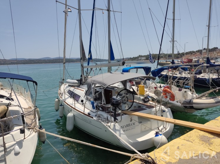 Oceanis 34 - Yacht Charter Sailica