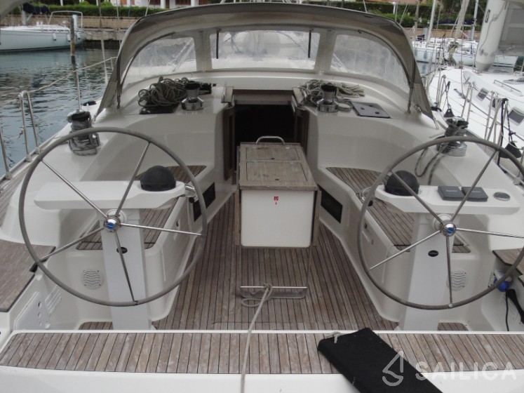 Bavaria 50 Cruiser - Yacht Charter Sailica