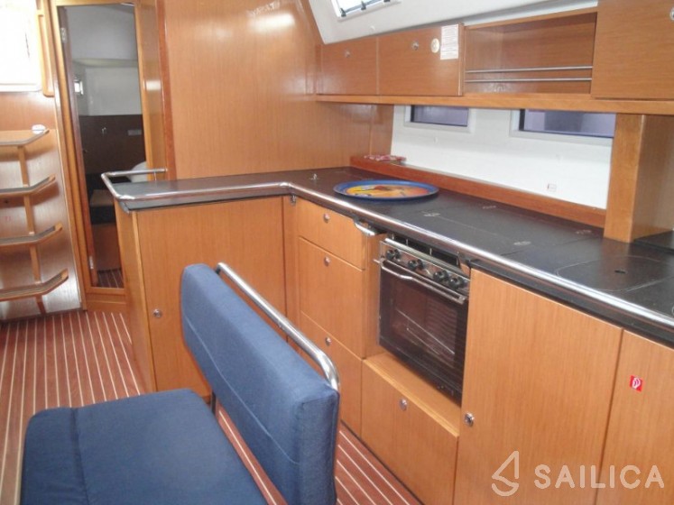 Bavaria Cruiser 45 - Yacht Charter Sailica