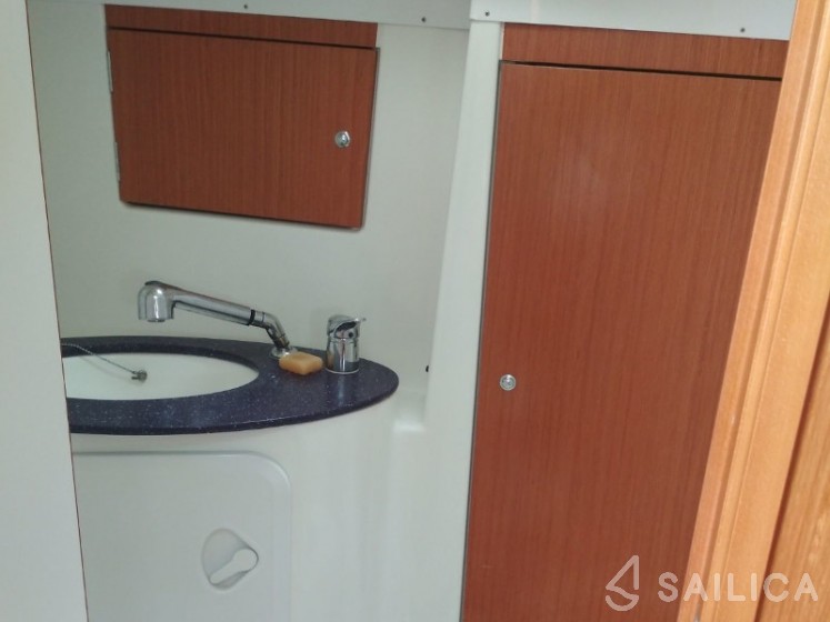 Cyclades 43 - Yacht Charter Sailica