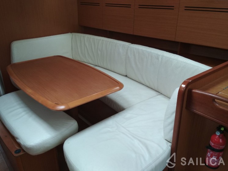 Cyclades 43 - Yacht Charter Sailica