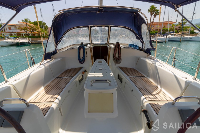 Cyclades 43 - Yacht Charter Sailica