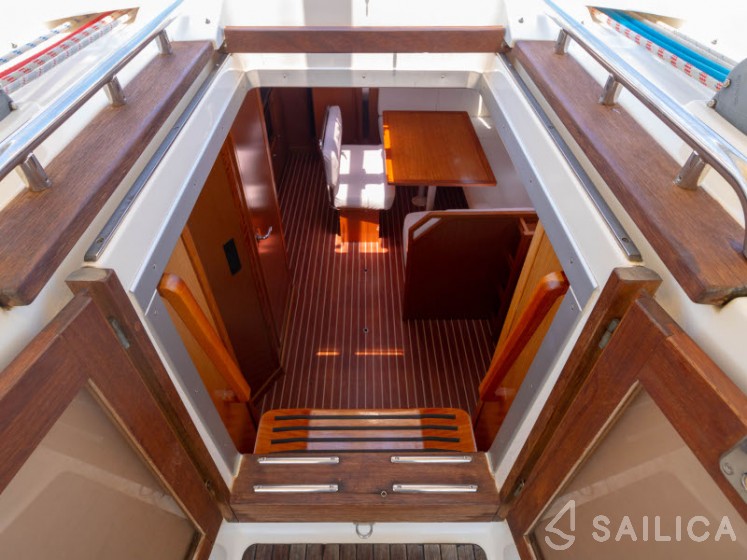 Bavaria 40 Cruiser - Yacht Charter Sailica