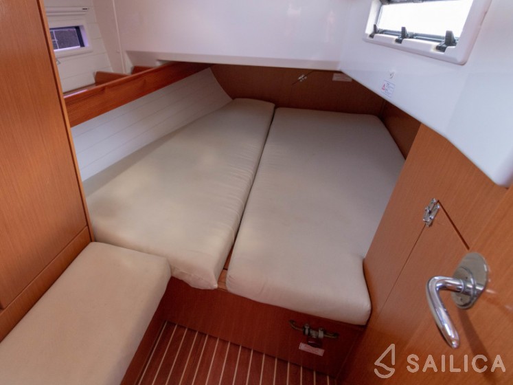 Bavaria 40 Cruiser - Yacht Charter Sailica