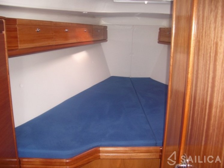 Bavaria 37 Cruiser - Yacht Charter Sailica