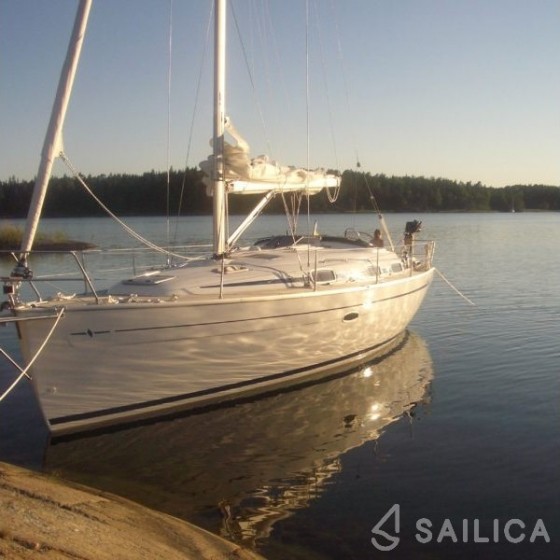 Bavaria 37 Cruiser - Yacht Charter Sailica
